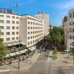 Отель Bristol, Берлин